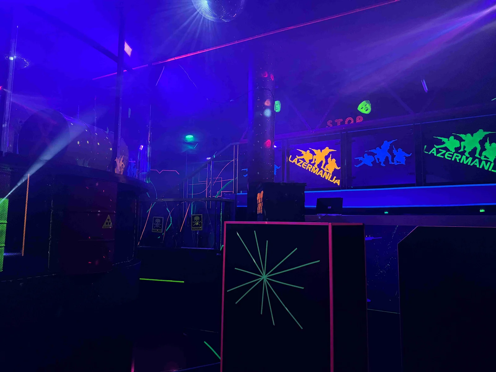 Lazermanijos arena